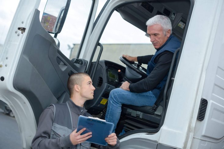 O Termo de Entrega de Veículo determina quem deve arcar com os gastos com combustível e manutenção do caminhão